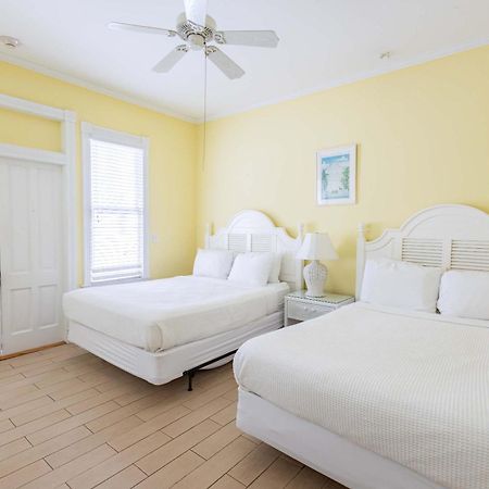 קי וסט Deluxe Queen At The Curry Mansion - Parking & Heated Pool! מראה חיצוני תמונה